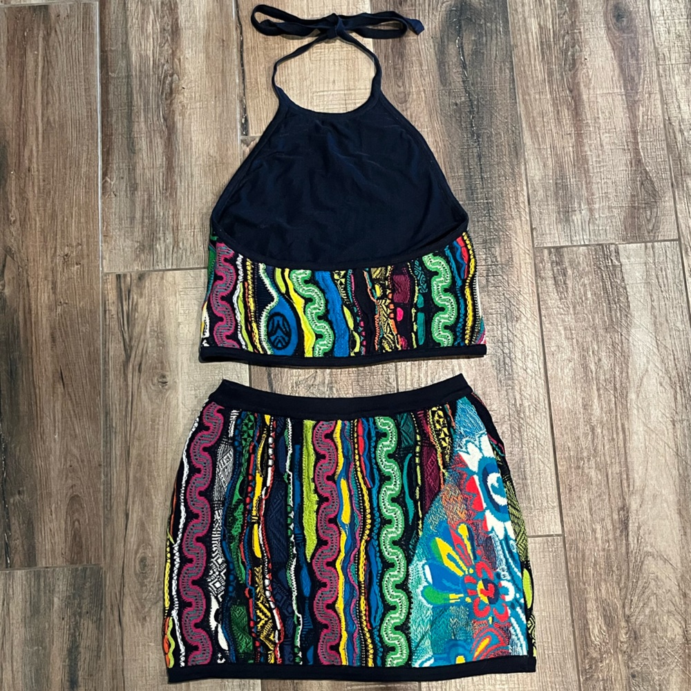 *SOLD* Vintage COOGI multicolor 2 piece Bodycon mini skirt and halter top dress - Picture 2 of 16